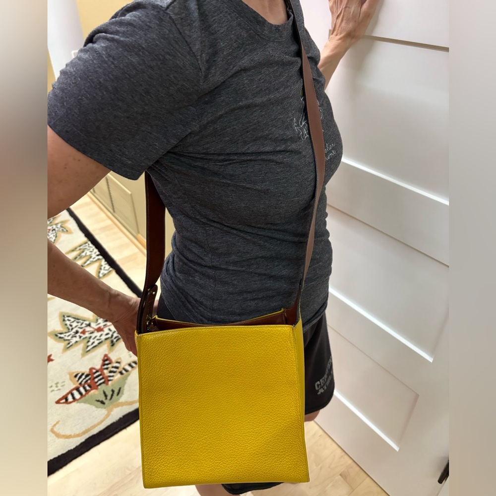 Salvatore Ferragamo handbag - Picture 10 of 10